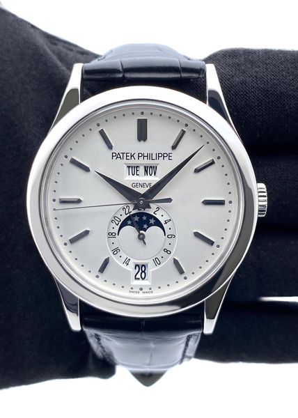 Patek Philippe Complications 5396G-011